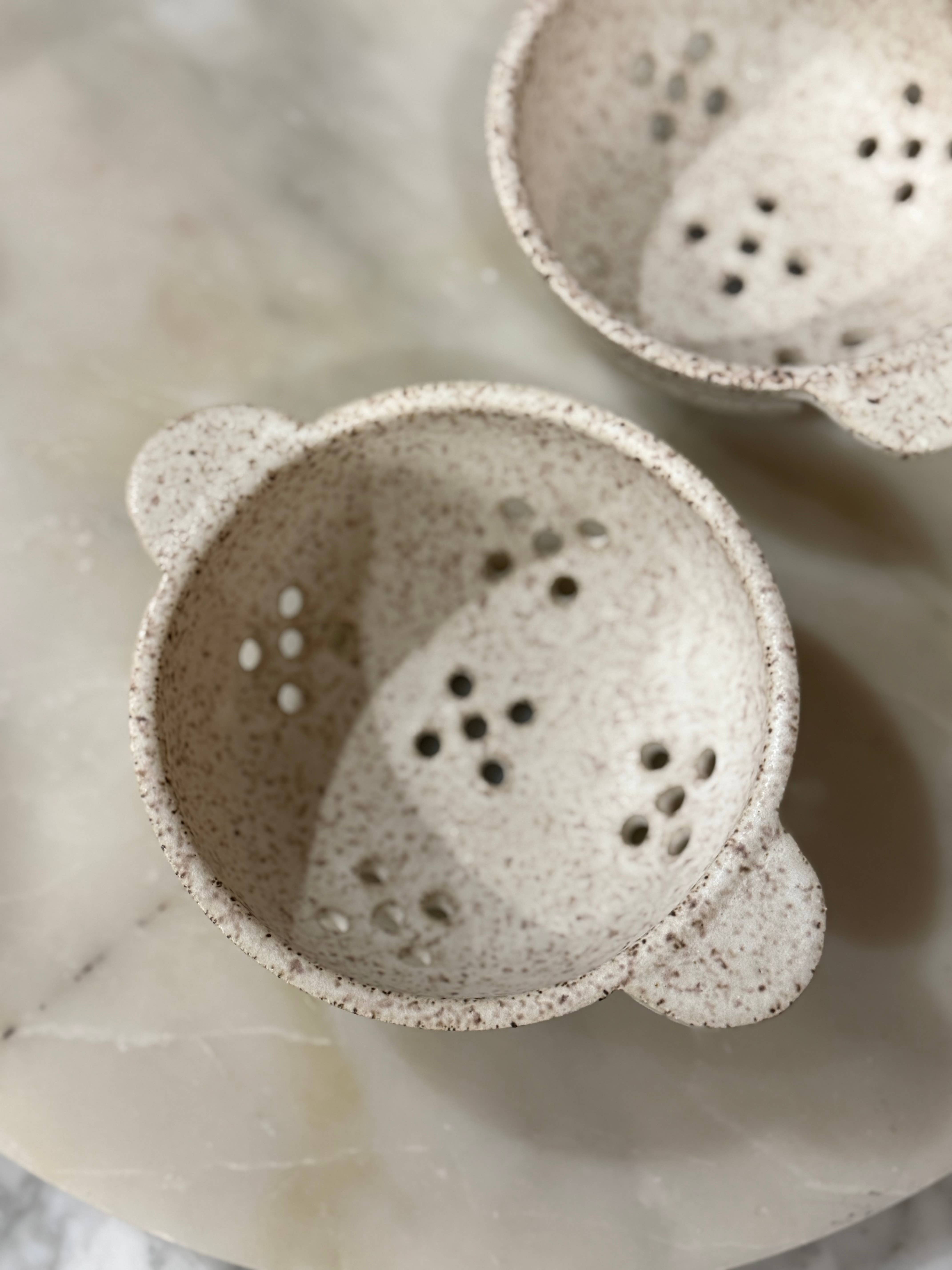 JordanBCeramics - Venta al por mayor Reposacucharas - Cuenco Mate Crema con Asas para Bayas1