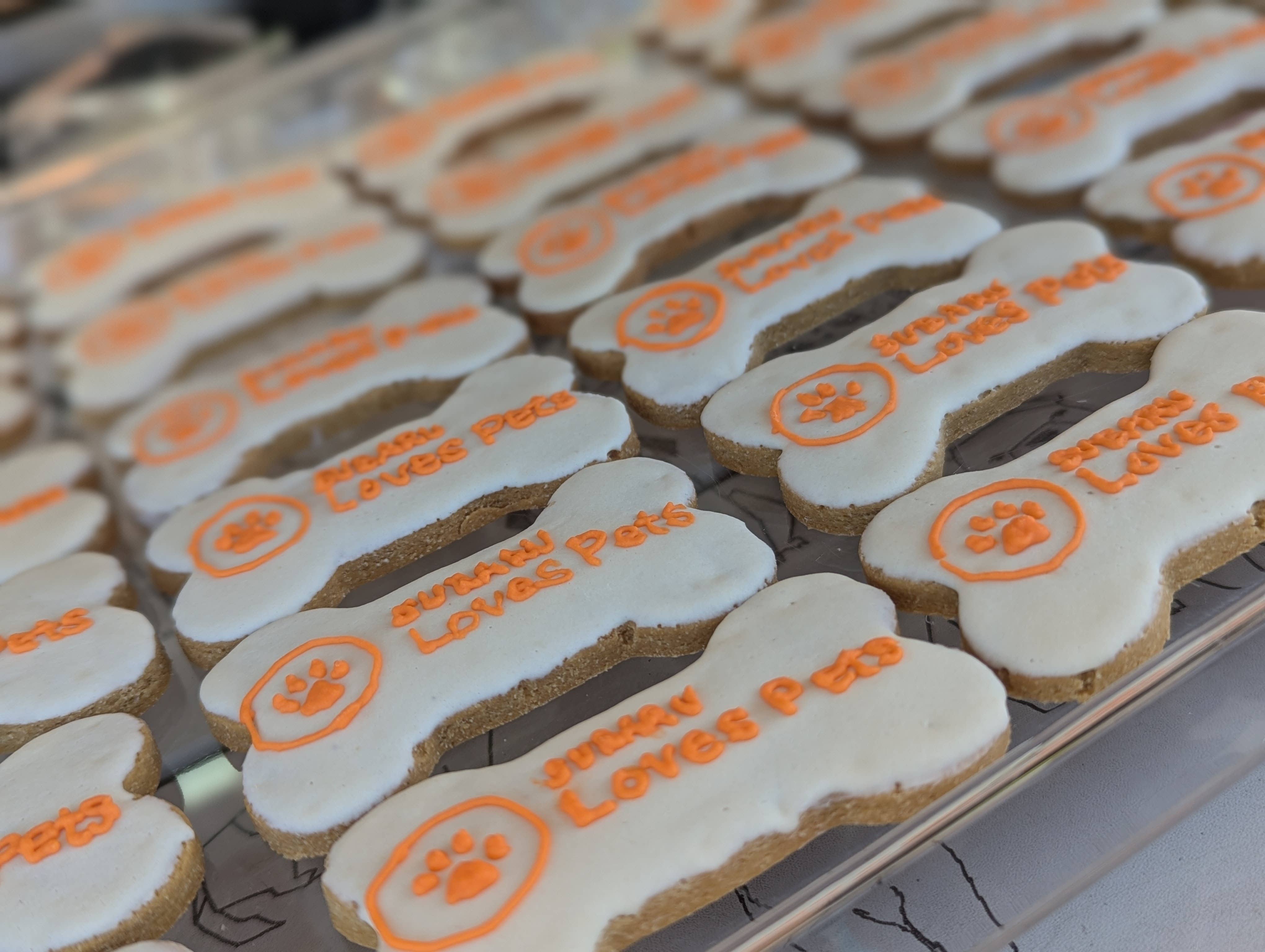 Layla's Barkery - Wholesale Pet Biscuit - Dog - Custom Logo Dog Cookies3