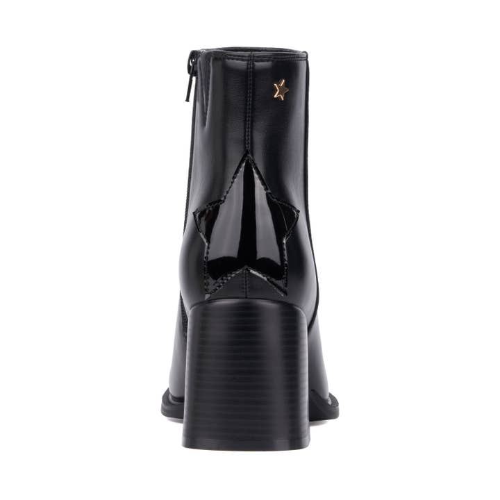 S3 Holding - Wholesale Boots - Women's - Olivia Miller Women's Star Ankle Boots