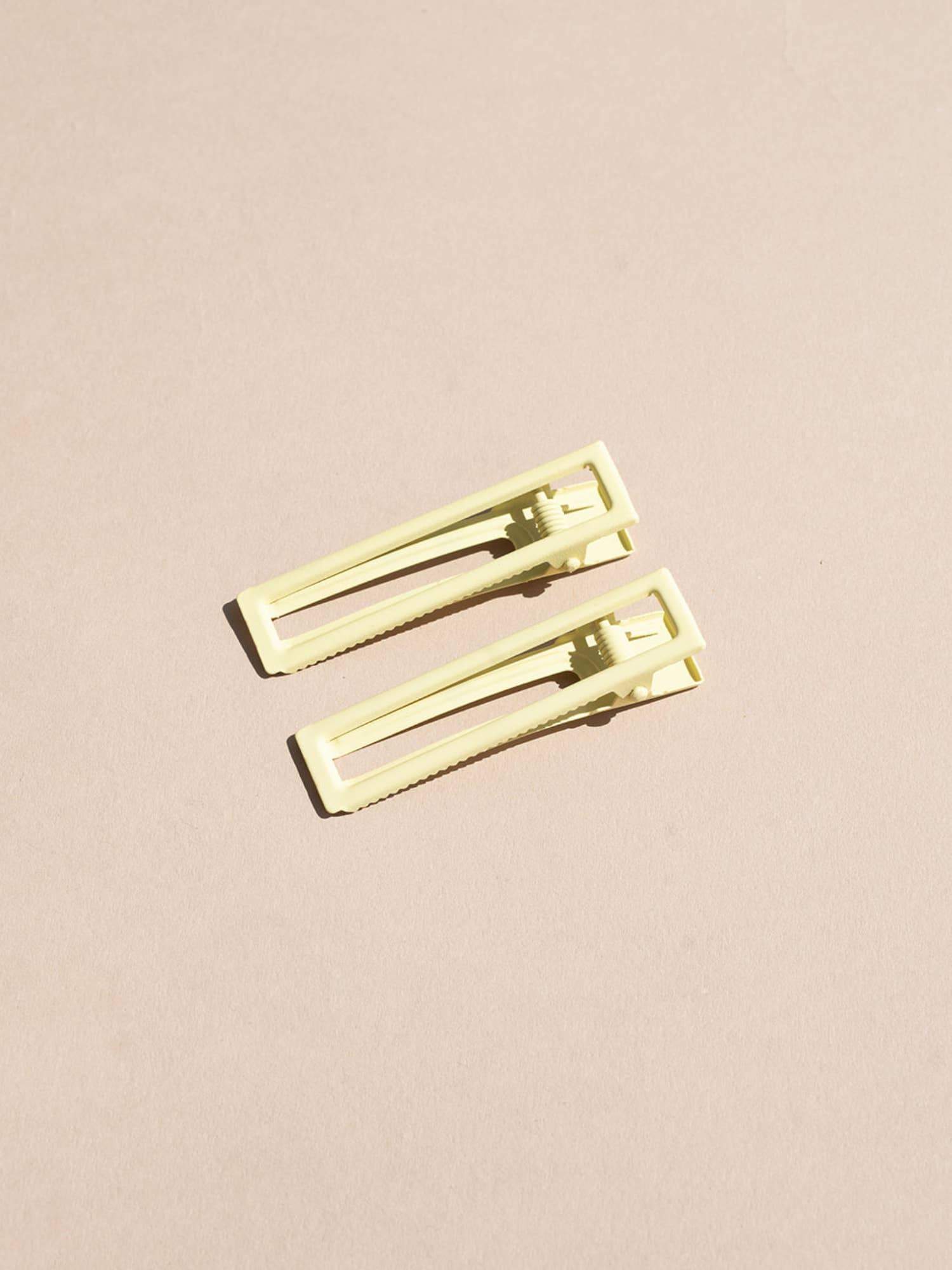 NAT + NOOR - Vente Pince à cheveux – femme - Lu Lu | Jaune Beurre | Pince à cheveux alligator | Barrettes