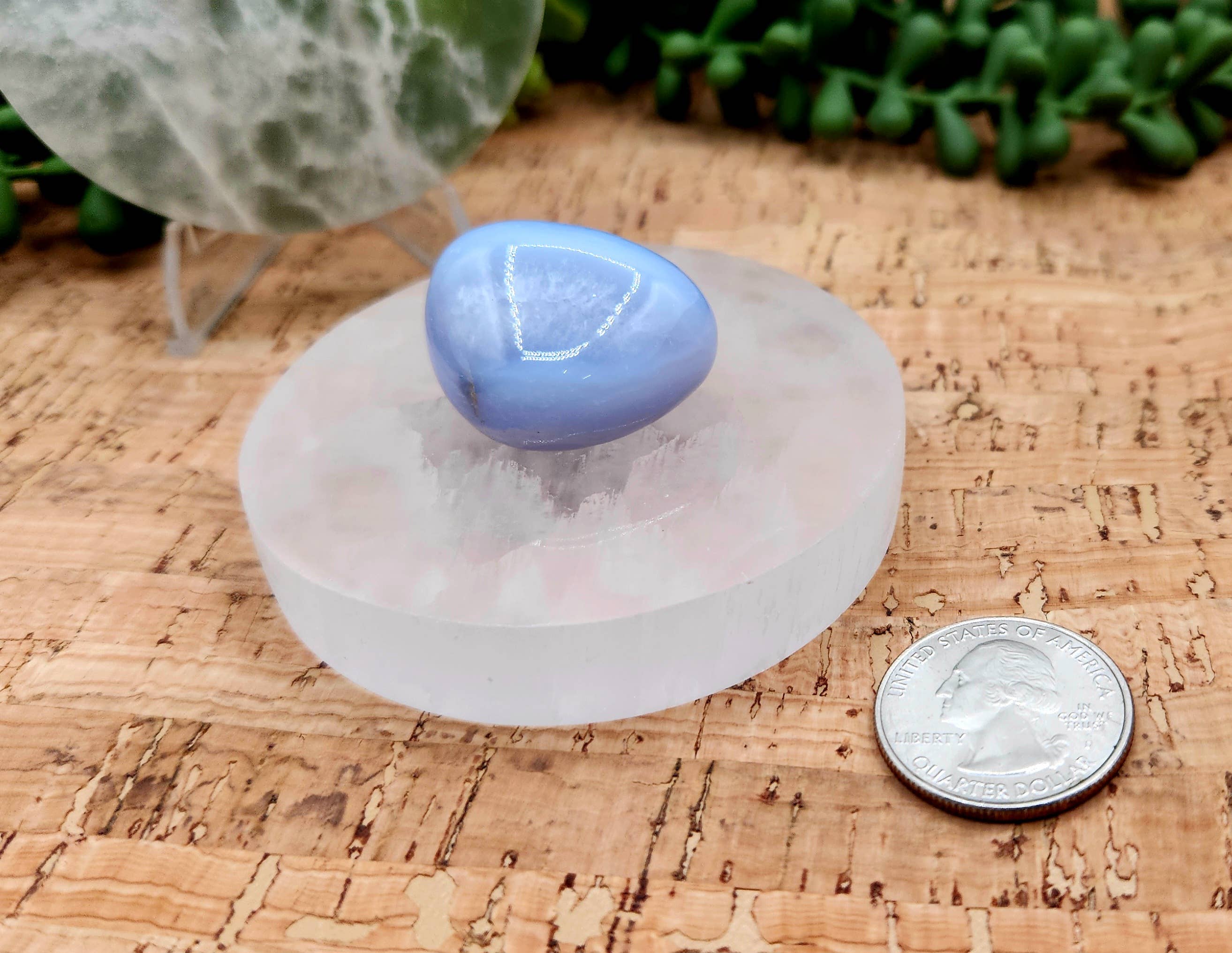 Meraki Gemstones – wholesale Spiritual stone/crystal – Selenite Charging/Cleansing Plate/Coaster Round-Plain - 7cm8