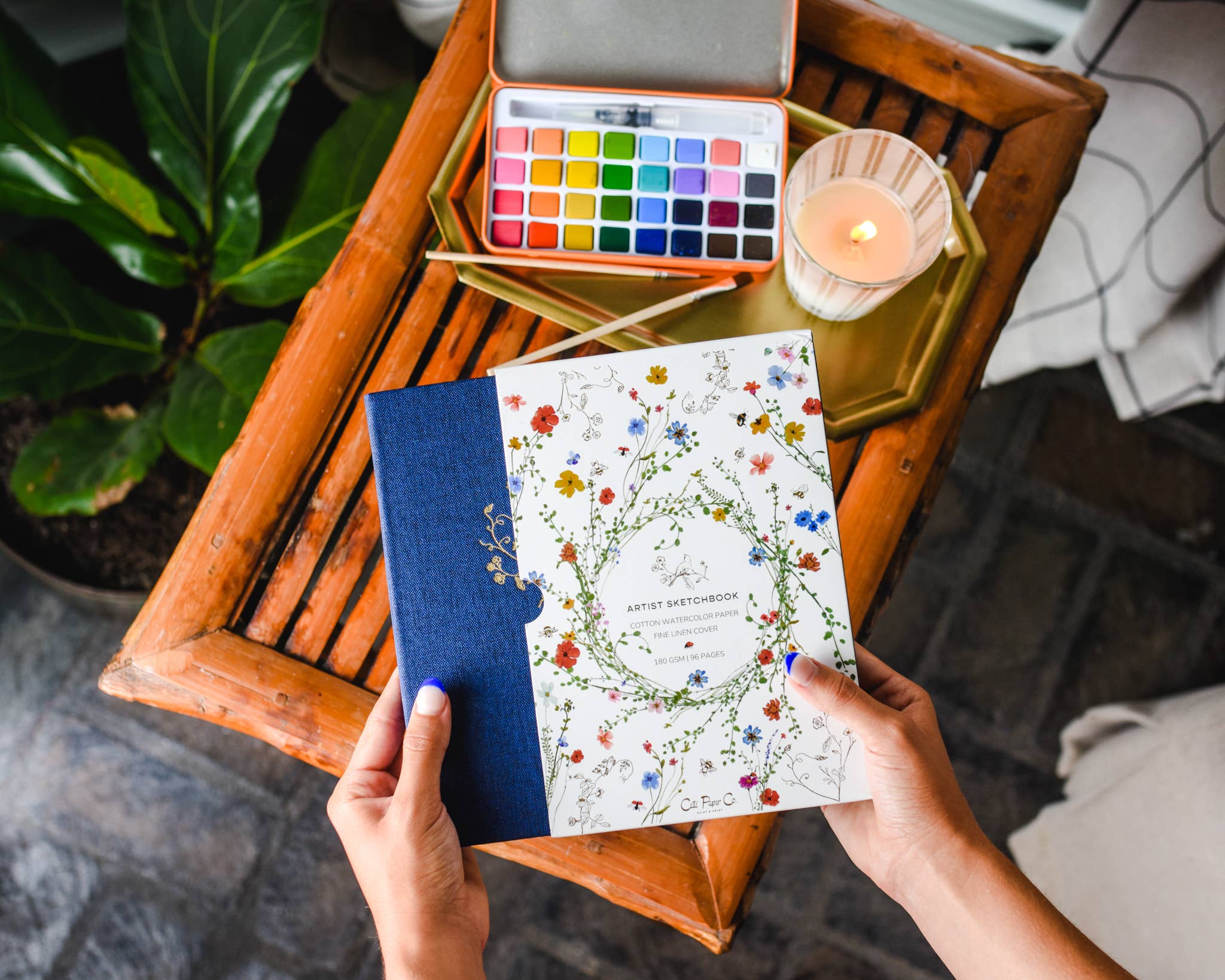 Cate Paper Co. - Wholesale Sketchbook/Sketchpad - Gold Floral Embossed Linen Cover Sketchbook 1