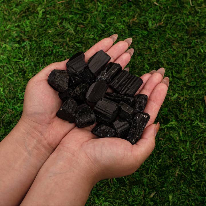 Sarimoire - Wholesale Spiritual Stone/Crystal - 1lb of Rough Natural Black Tourmaline Crystals Bulk