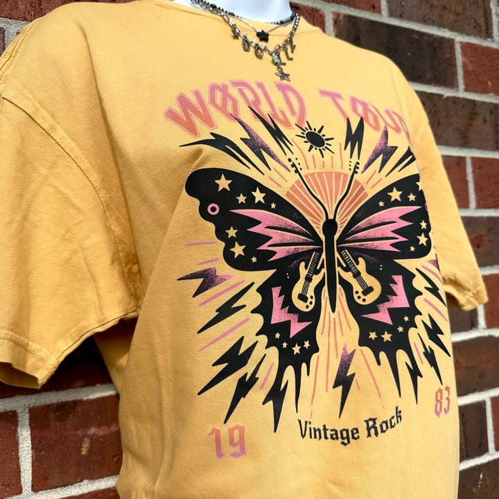 Maglietta vintage World Tour Butterfly per la vendita all'ingrosso da parte di Psalms & Grace Design Co.