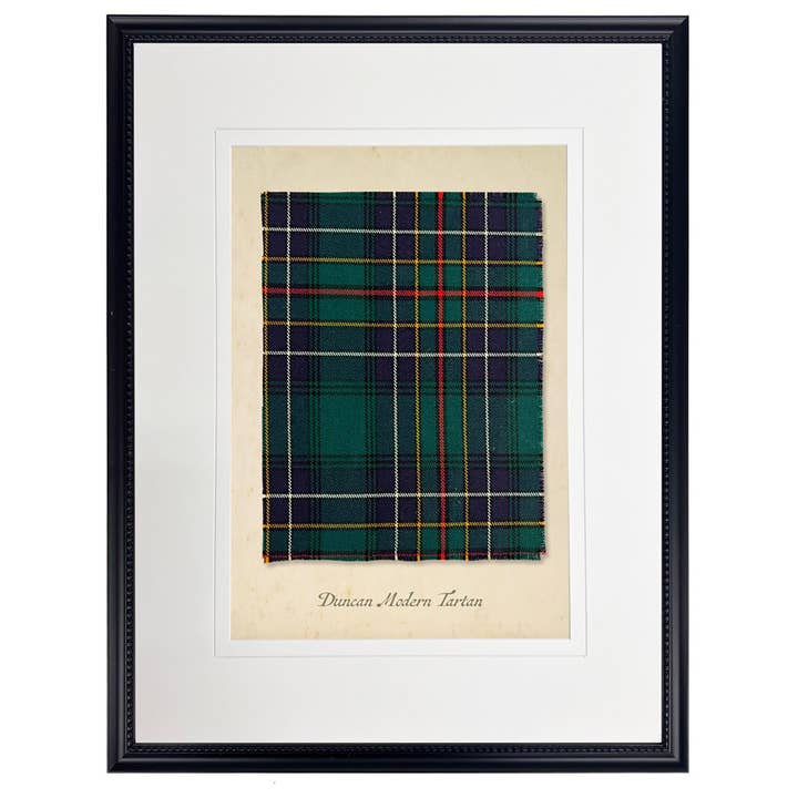 Estampado mate de la moderna tela escocesa de tartán Duncan para venta al por mayor de Antique Curiosities Inc