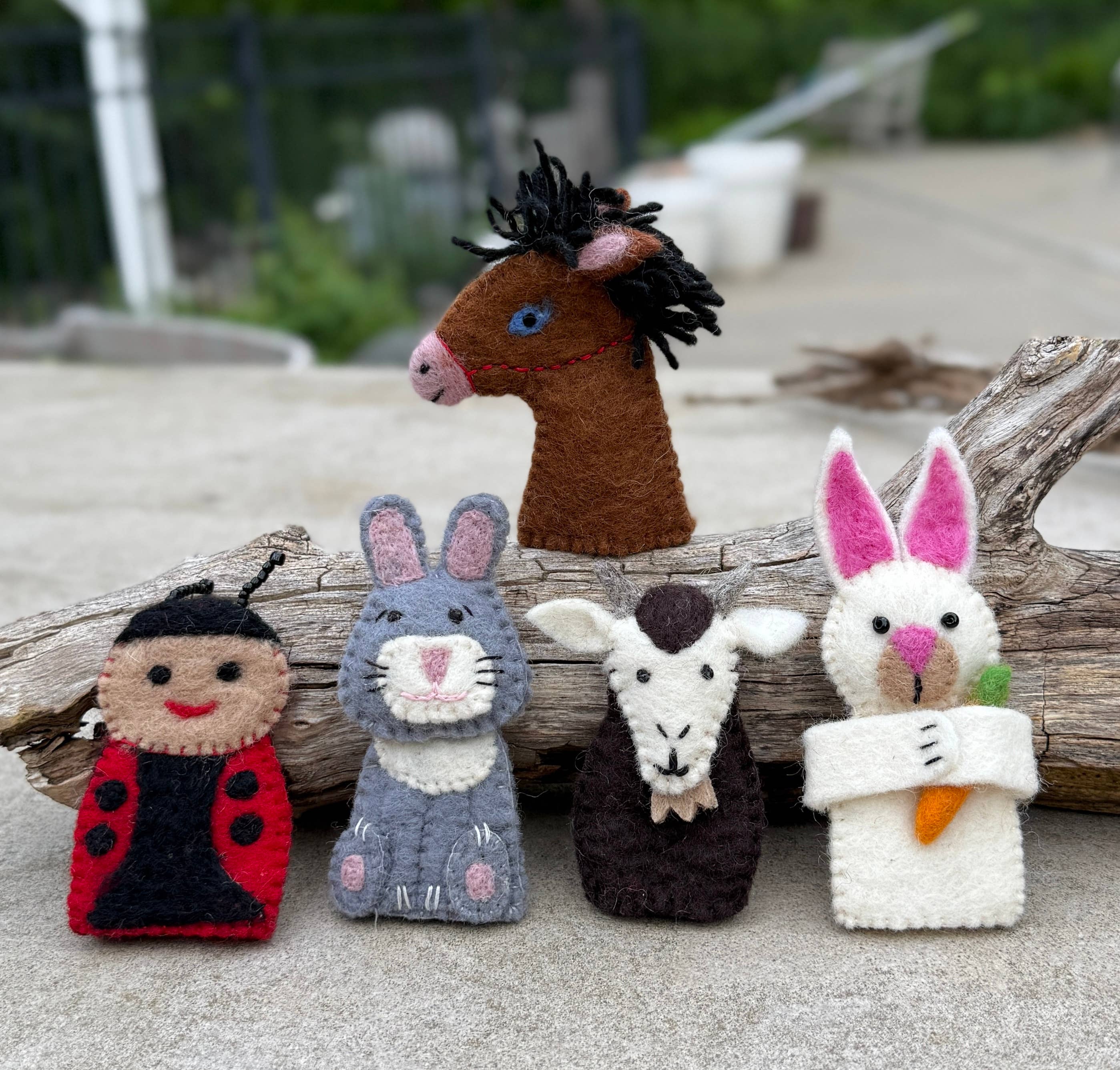 Lungta Imports - Wholesale Finger Puppet - Kids & Baby -  Finger Puppets, Animal Puppets, Farm Animals Set of 5 pcs2