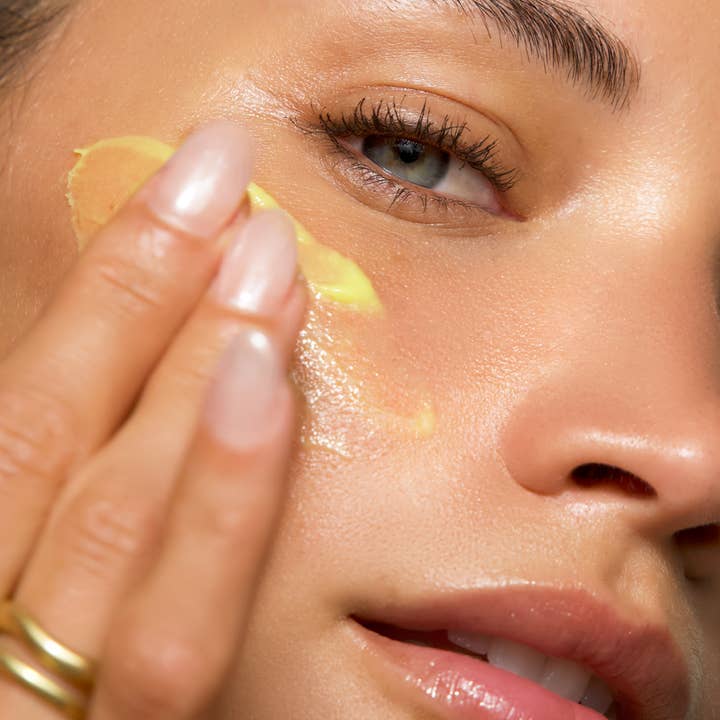 True Botanicals - Wholesale Facial Cleanser - Ginger Turmeric Makeup Removing Cleansing Balm4