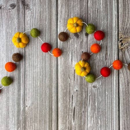 Mustard Pumpkin - Fall felt pom pom garland for wholesale by AKUKU