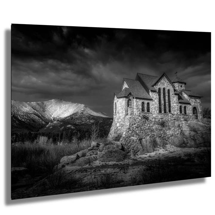 Impression de la chapelle des montagnes Rocheuses | Métal Brillant pour la vente par 998 Millibar Photography