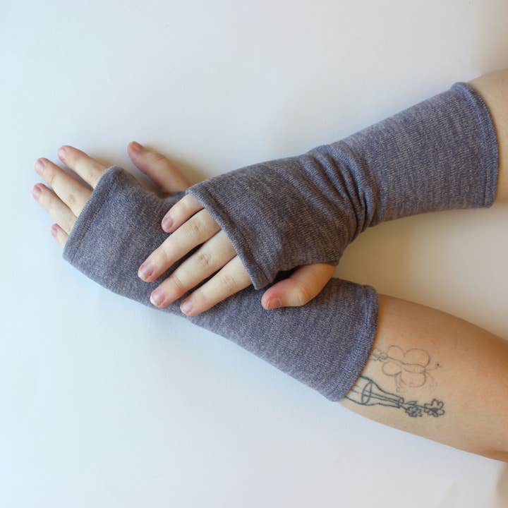 Dana Herbert - Wholesale Gloves - Women's - Autumn Knit Fingerless Gloves6