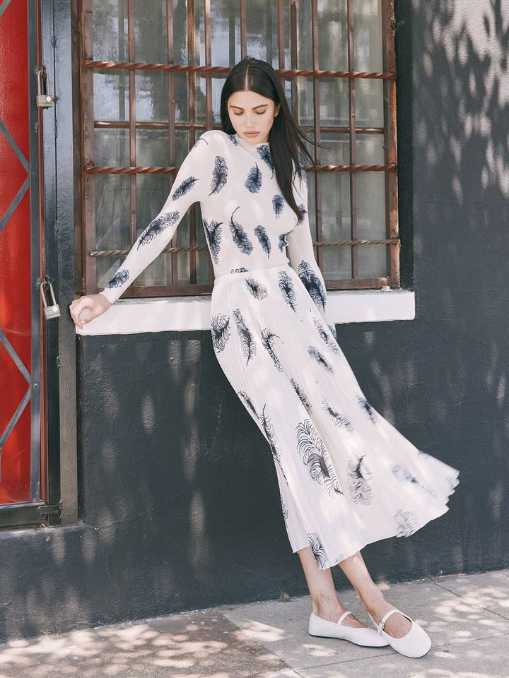 Crème/Noir Top à texture alvéolaire 3D Cosette Feather en vente sur Faire2