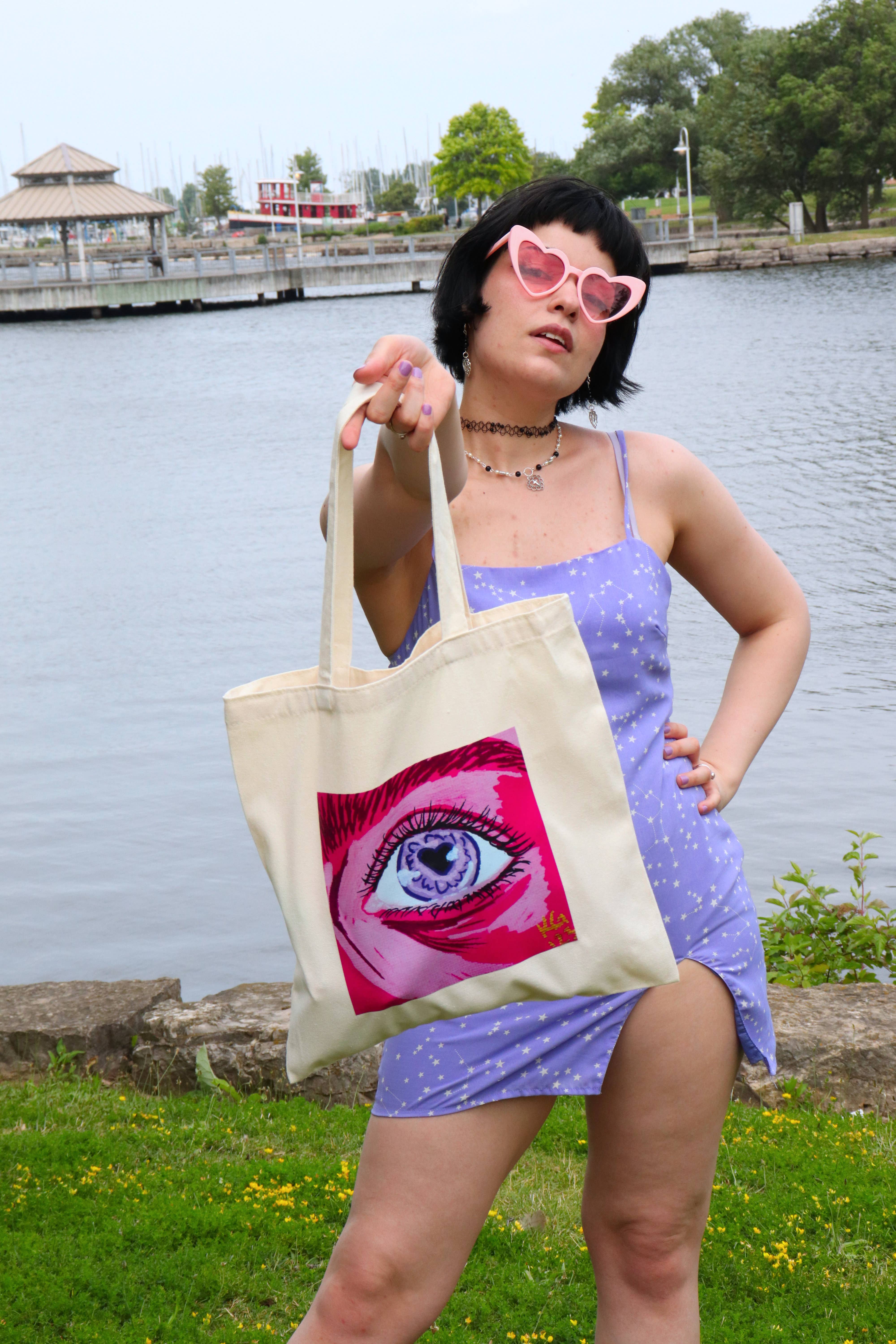 Sticker Hardly Know Her - Wholesale Tote Bag - Women's - Pink Heart Eye Tote Bag - Original Artwork1