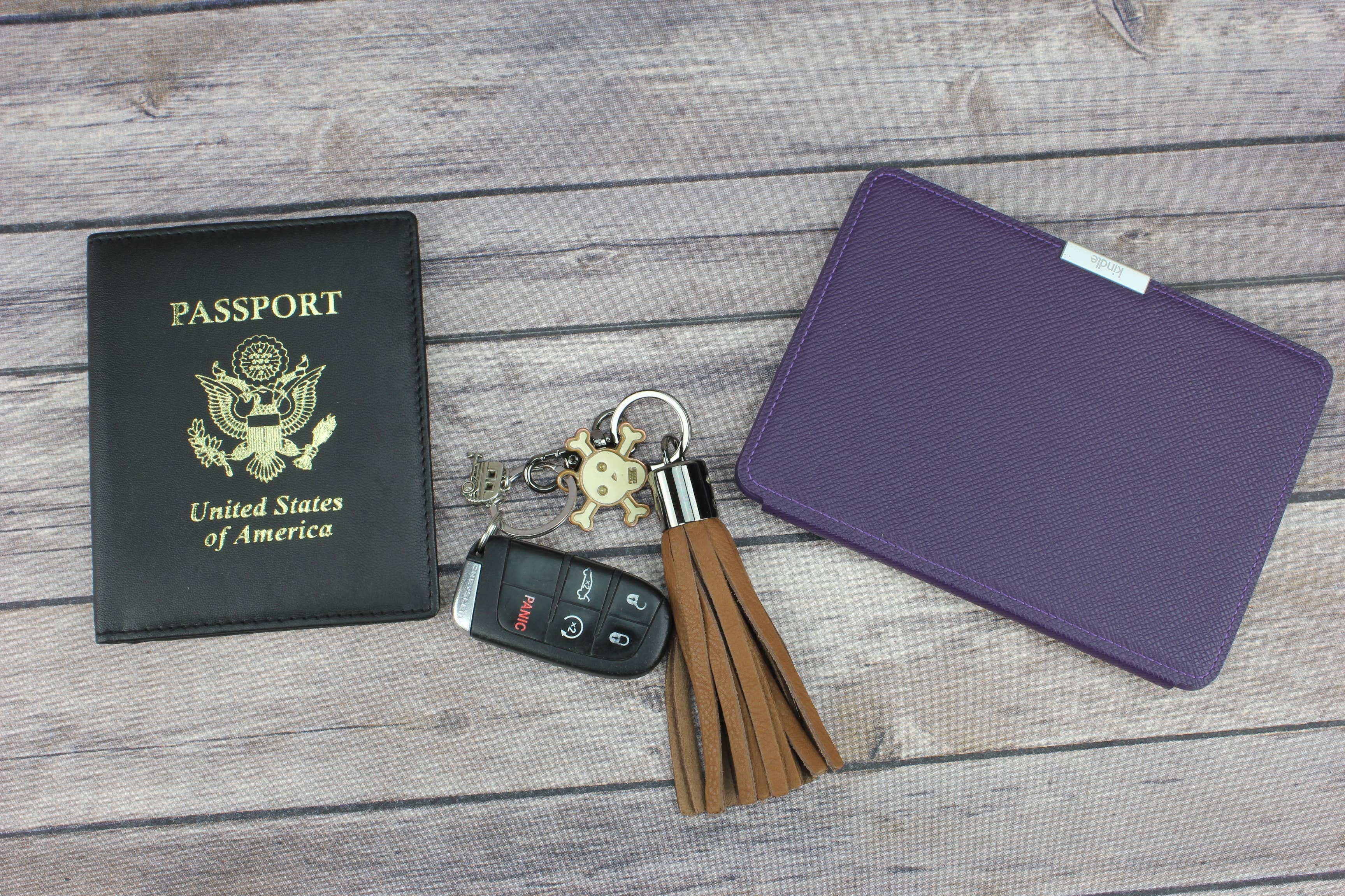 Leather Impressions Inc - Venta al por mayor Llavero - Mujer - Accesorio y llavero para bolso de piel con borlas4