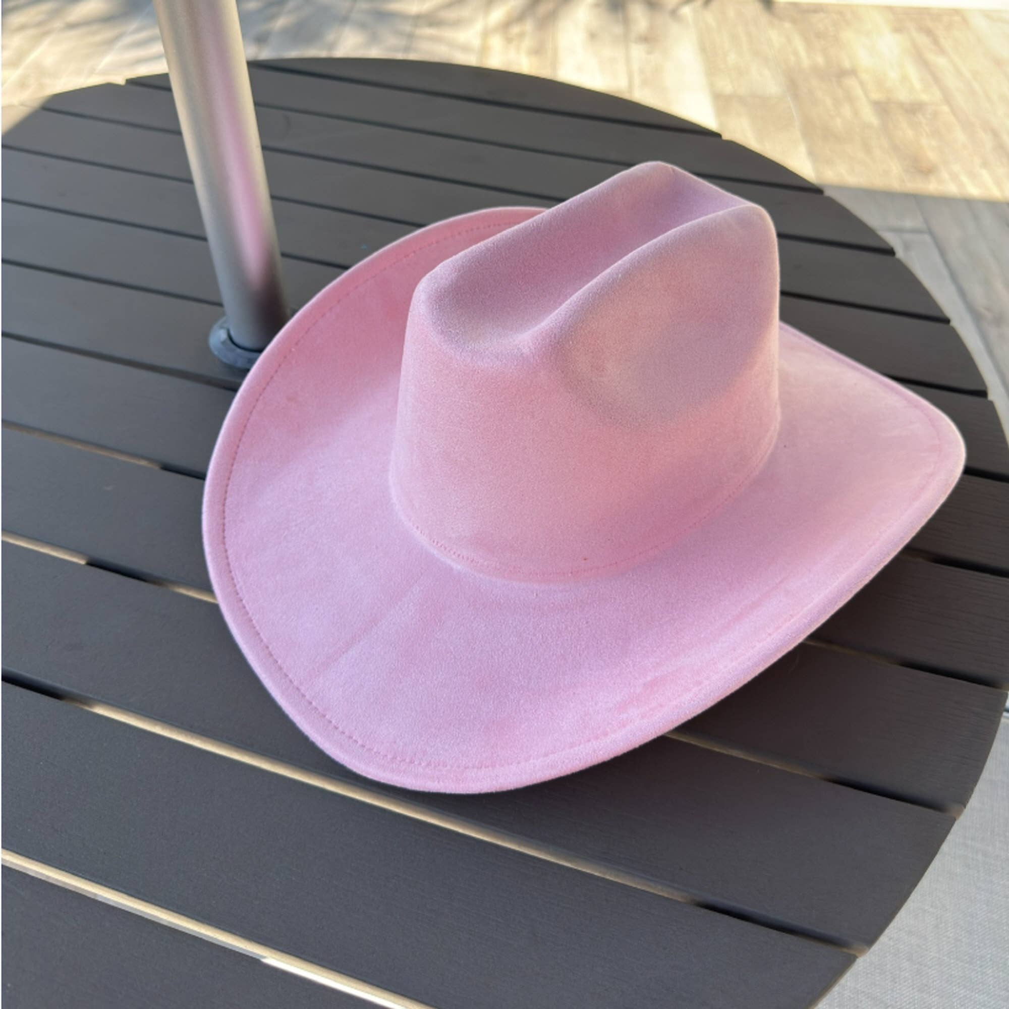 Queens INC - Wholesale Cowboy Hat - Women's - 🤠 Vegan Suede Cattleman Cowboy Hat27
