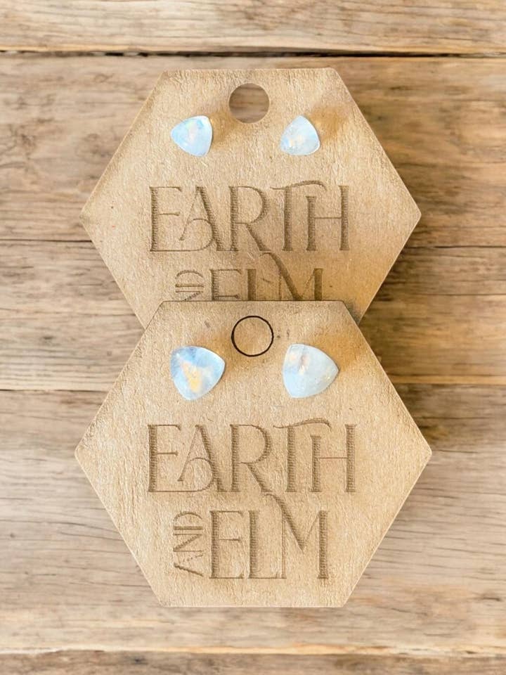 Clous Trillion Pierre de Lune pour la vente par Earth & Elm