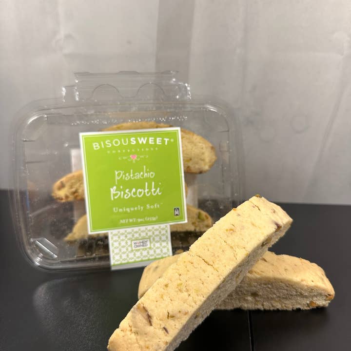 Bisousweet - Wholesale Cookie - Pistachio Biscotti1