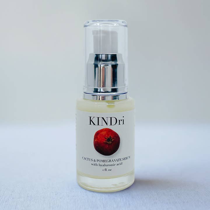 sérum de cactus et grenade avec acide hyaluronique pour la vente par KINDri Los Angeles
