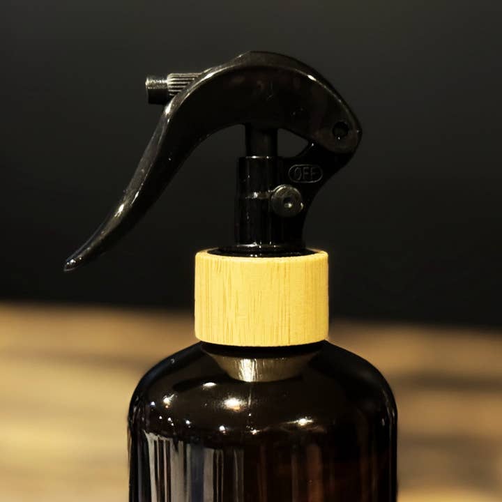 Ember Water - Vendita all'ingrosso Spray per tessuti e ambienti - Stanza Vulcano + Spray per Lenzuola