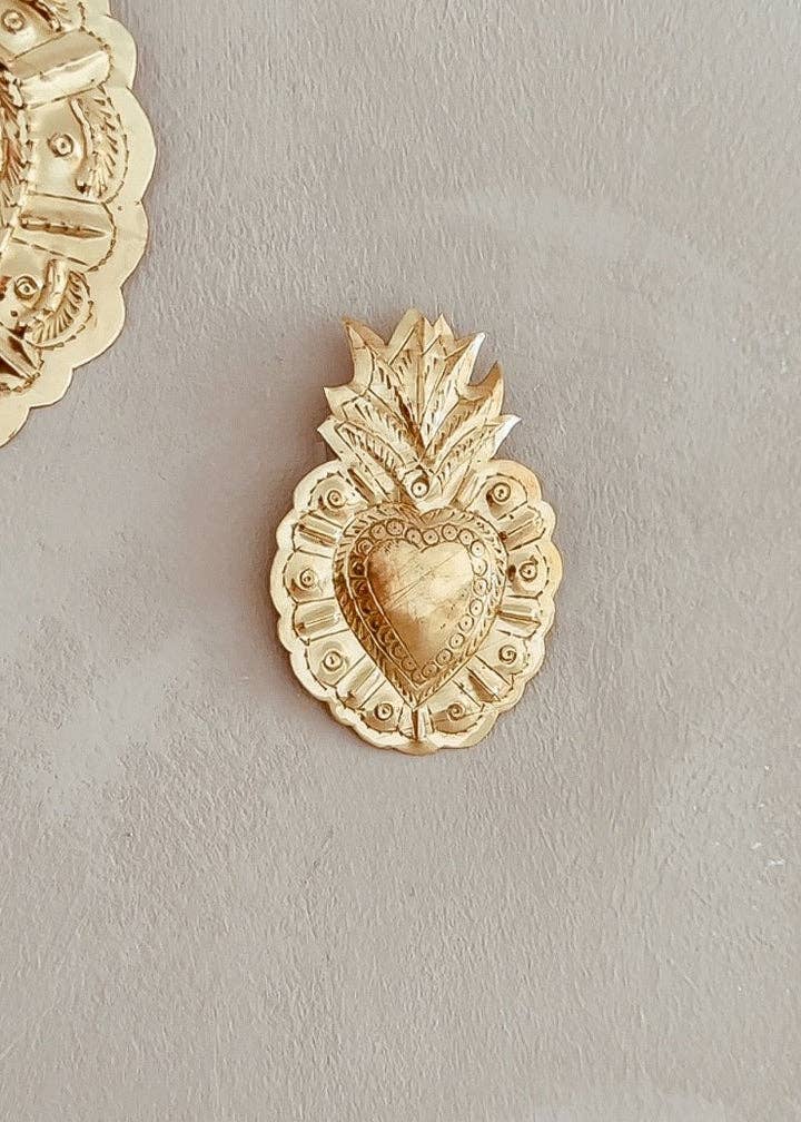 High crafty - Wholesale Wall Accent - Handmade Brass Heart-Shaped Wall Hanging – Elegant and Charm1