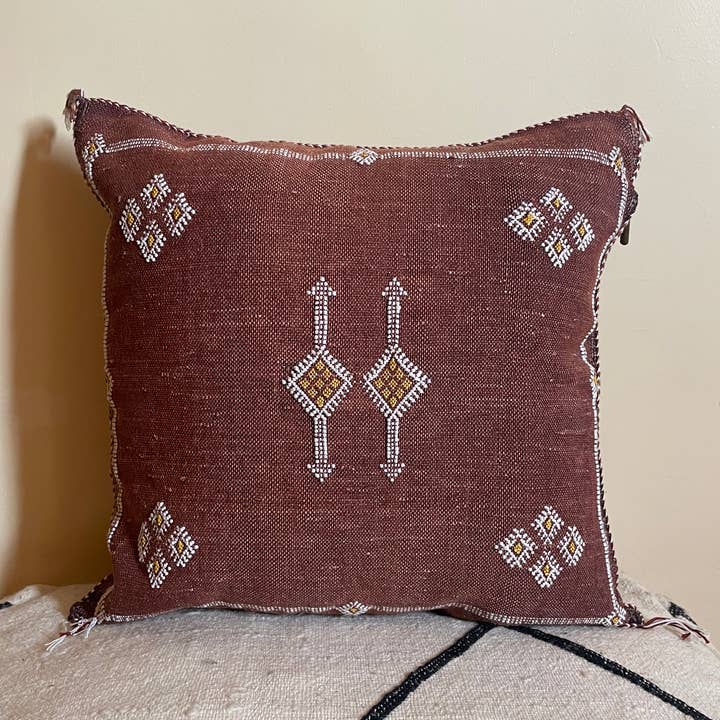 Cuscino in seta di sabra di cactus marocchino per la vendita all'ingrosso da parte di MARRAKECH METACRAFT LTD