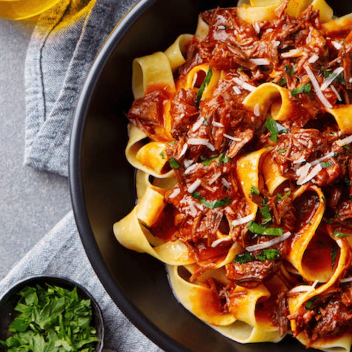 The Saucerer – wholesale Pasta sauce – THE RED ONE - Plant based chorizo3