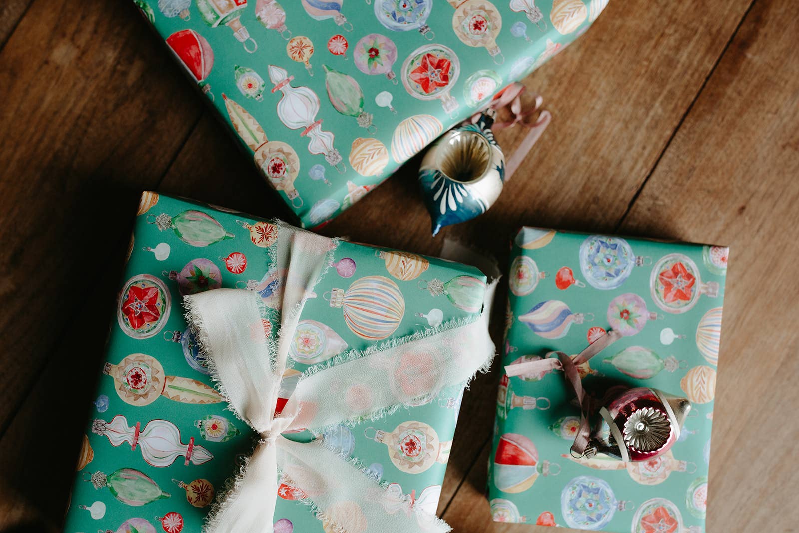 Lana's Shop - Wholesale Wrapping Paper Roll - Vintage Ornaments Gift Wrap Roll7