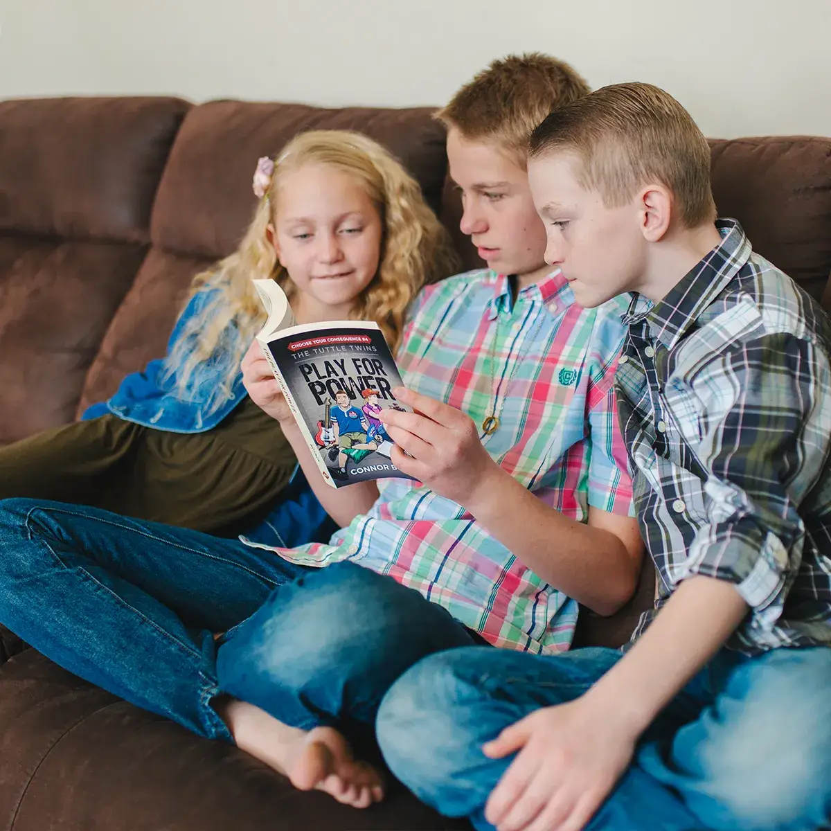 Tuttle Twins - Wholesale Display Book - The Tuttle Twins: Choose Your Consequence Combo Pack1