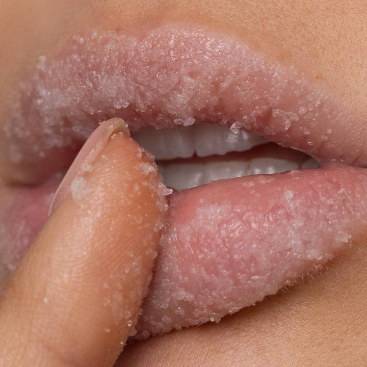 Poppy & Pout - Wholesale Lip Scrub/Polish - Lip Scrub, Pomegranate Peach