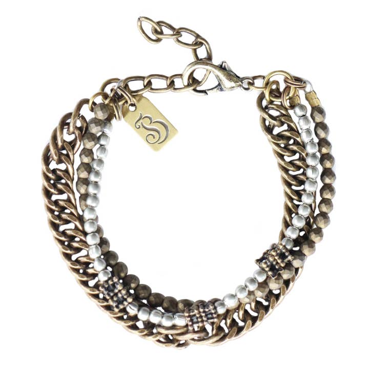 Lucy Pyrite, bracciale in argento indiano, con perline in ottone per la vendita all'ingrosso da parte di Julie Bessette