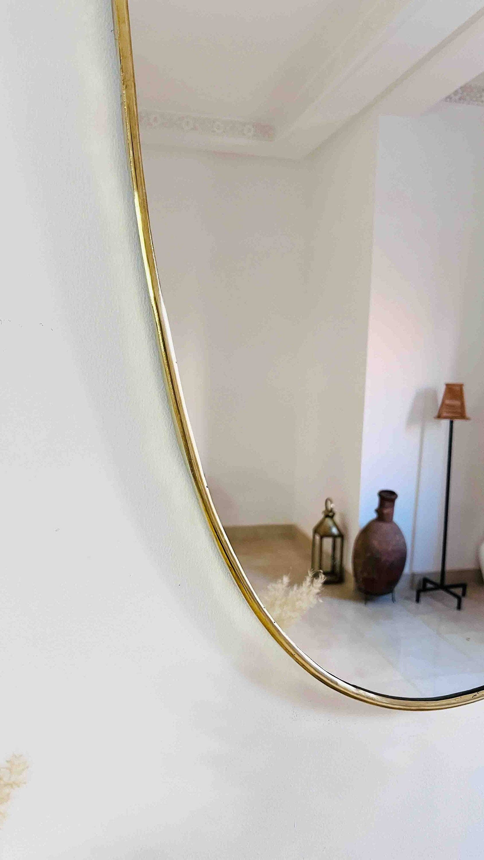 Palmeraies - Wholesale Wall Mirror - Antique Brass Italian Shield Wall Mirror - Luxurious Bathroom Mirror4