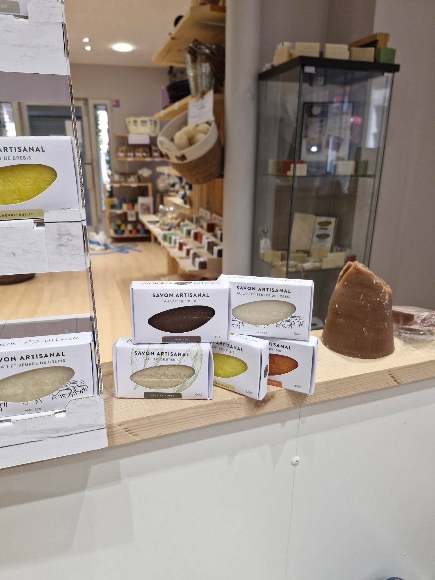 Savonnerie du Larzac - Wholesale Soap Set - Larzac Pack 81 soaps 100g with sheep's milk and butter and3