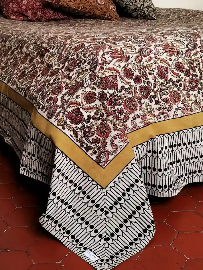 Nayda Diaries - Wholesale Quilt - Indian cotton bedspread printed flowers with Agra block print6