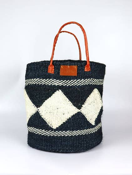 Cesta de sisal tejida a mano con diamantes negros y crema para venta al por mayor de The Bam's Art Shop