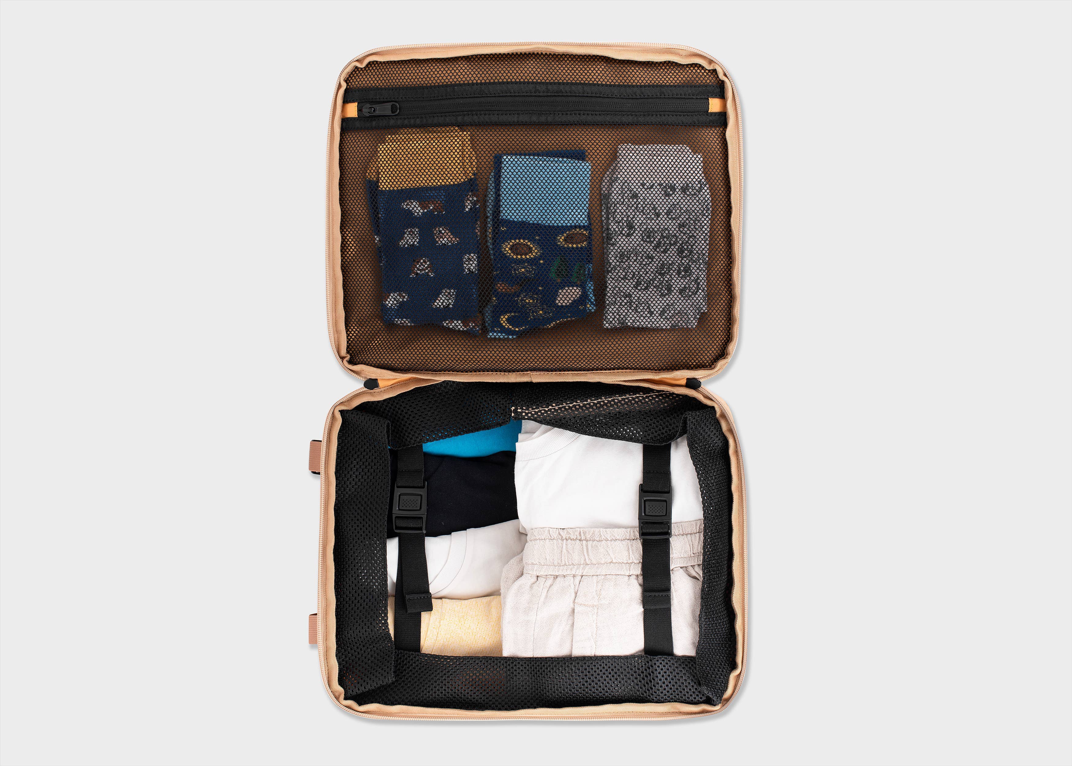 8000 Kicks Europe - Wholesale Pouch - Unisex - Compression Bag3