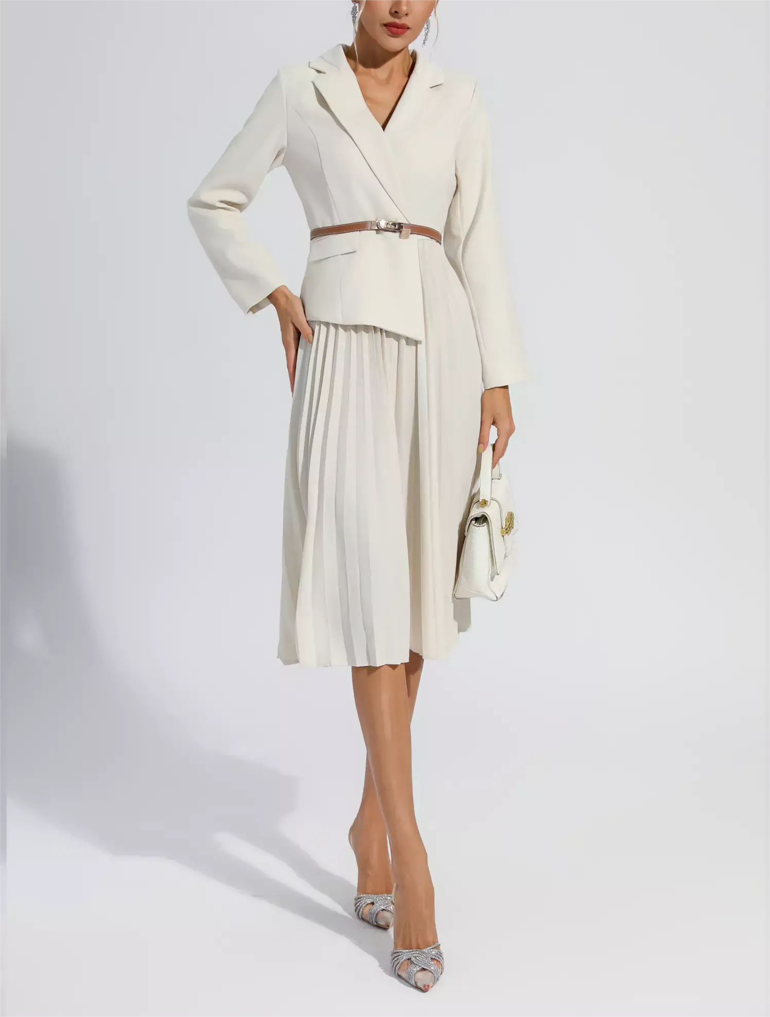 Productseeker - Wholesale Jurk - Dames - Dames blazerjurk met geplooide rok en leren riem11