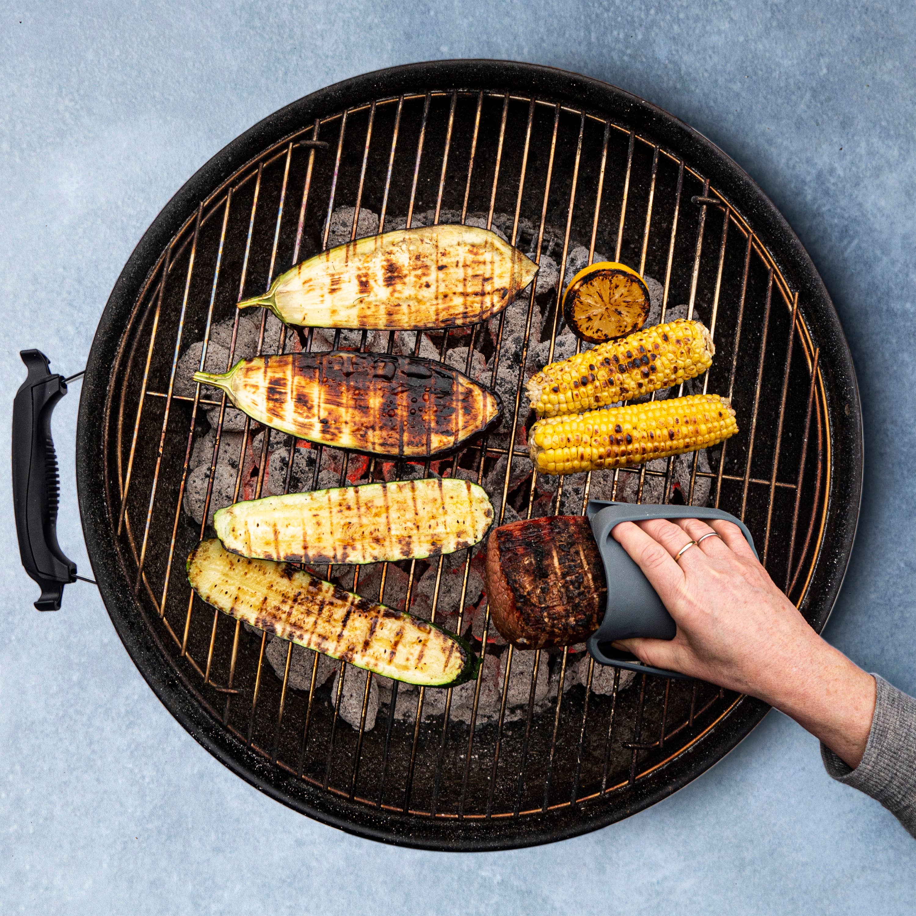 WOW GEAR - Wholesale Grilling Mitt - GRIPmitt - 2-Pack Silicone Cooking Mitt for Kitchen and BBQ7