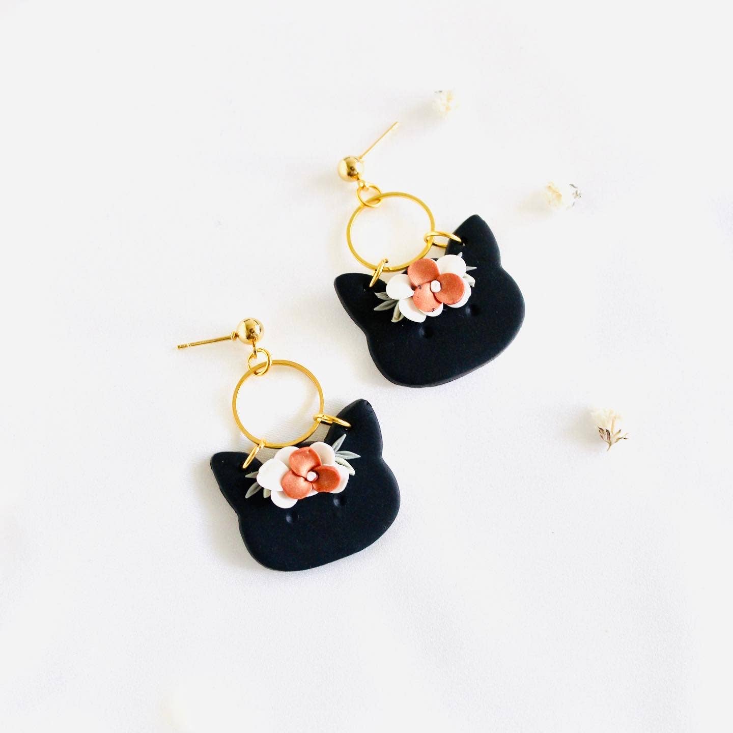 PERNAZ JEWEL - Vente Boucles d'oreilles pendantes - Boucles d'oreilles Fall Clay | Boucles d'oreilles fantasmagoriques | Boucles d'oreilles chat Halloween1