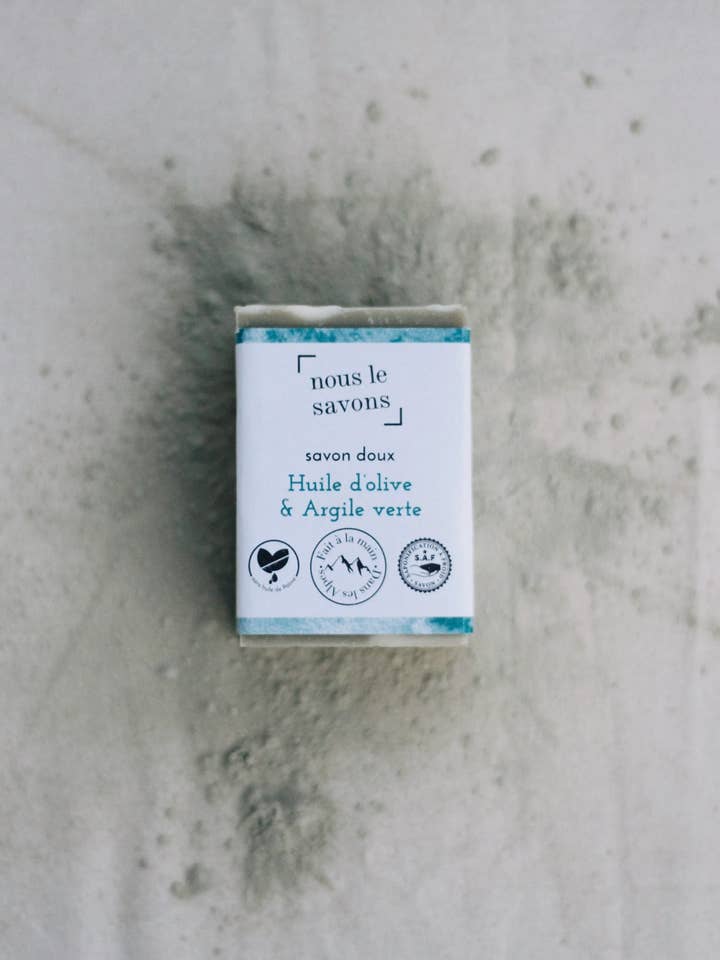 Sapone morbido all'olio di oliva e argilla verde per la vendita all'ingrosso da parte di Nous Le Savons