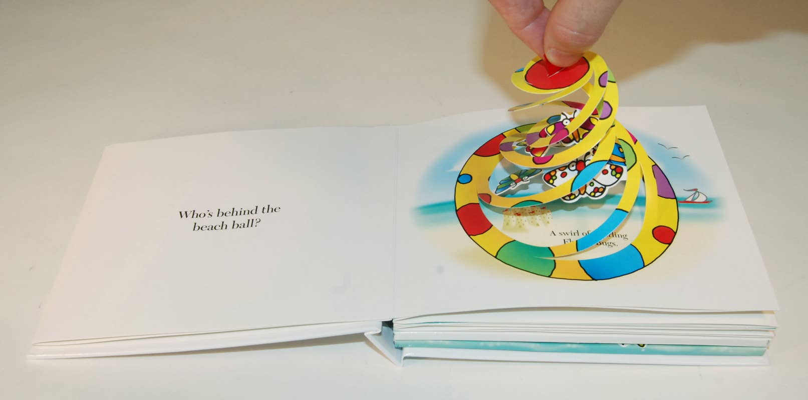 Simon & Schuster - Wholesale Baby & Toddler Book (0-2) - Beach Bugs by David  A. Carter2