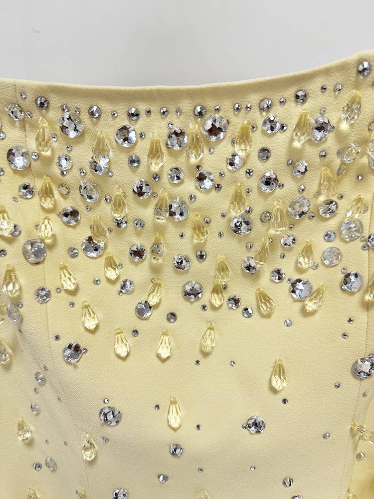 Productseeker – Vestido comprido - Mulher por atacado – Vestido amarelo DR745Y com decote quadrado e diamantes aplicados à mão11