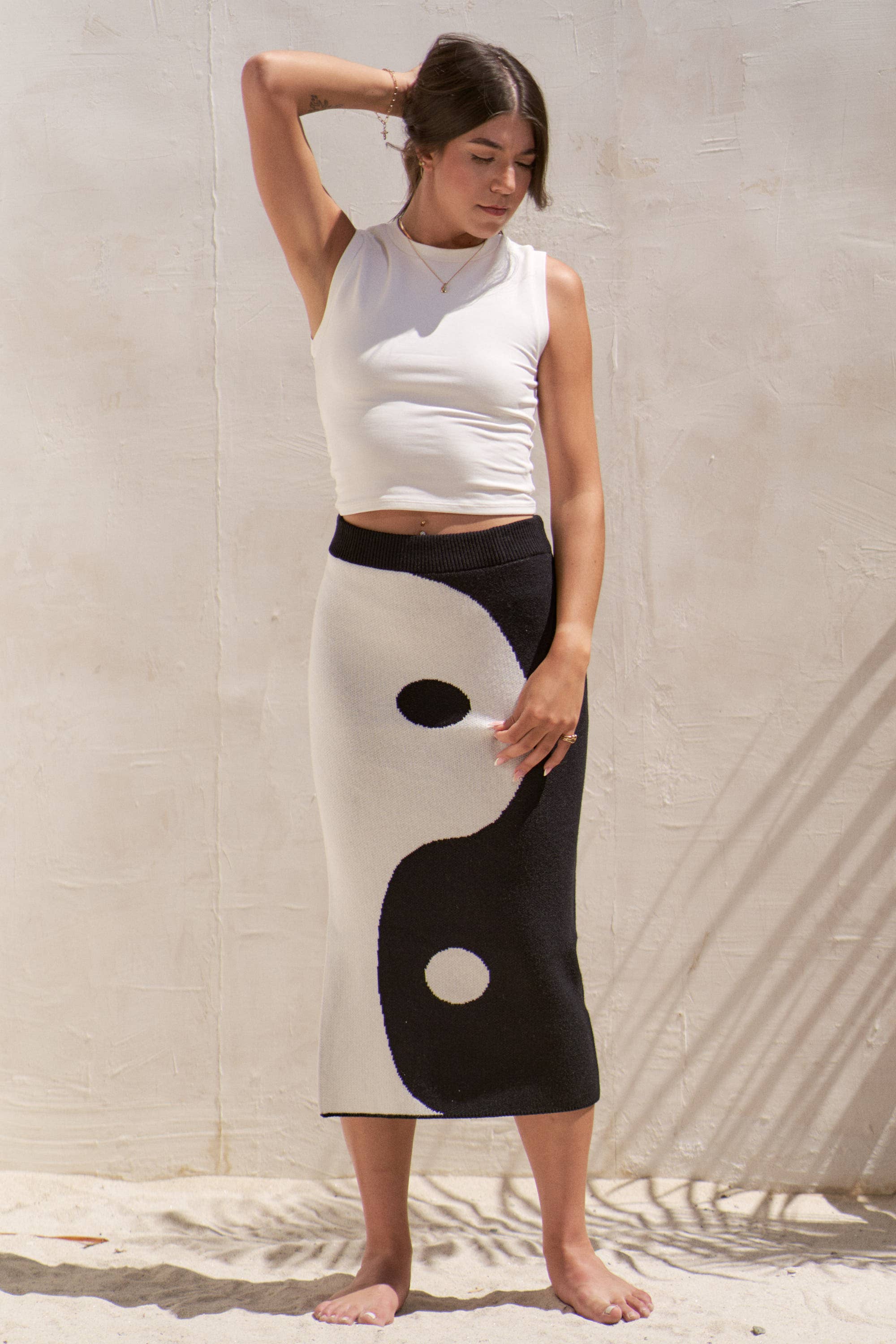 Nero GONNA A MAGLIA YIN YANG in vendita all'ingrosso su Faire