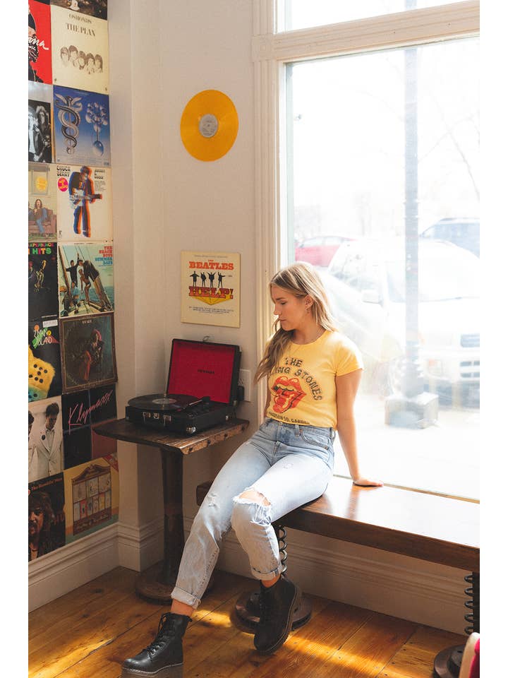 People Of Leisure - Wholesale Screen Printed T-Shirt - Women's - Rolling Stones 1975 Baby Tee6