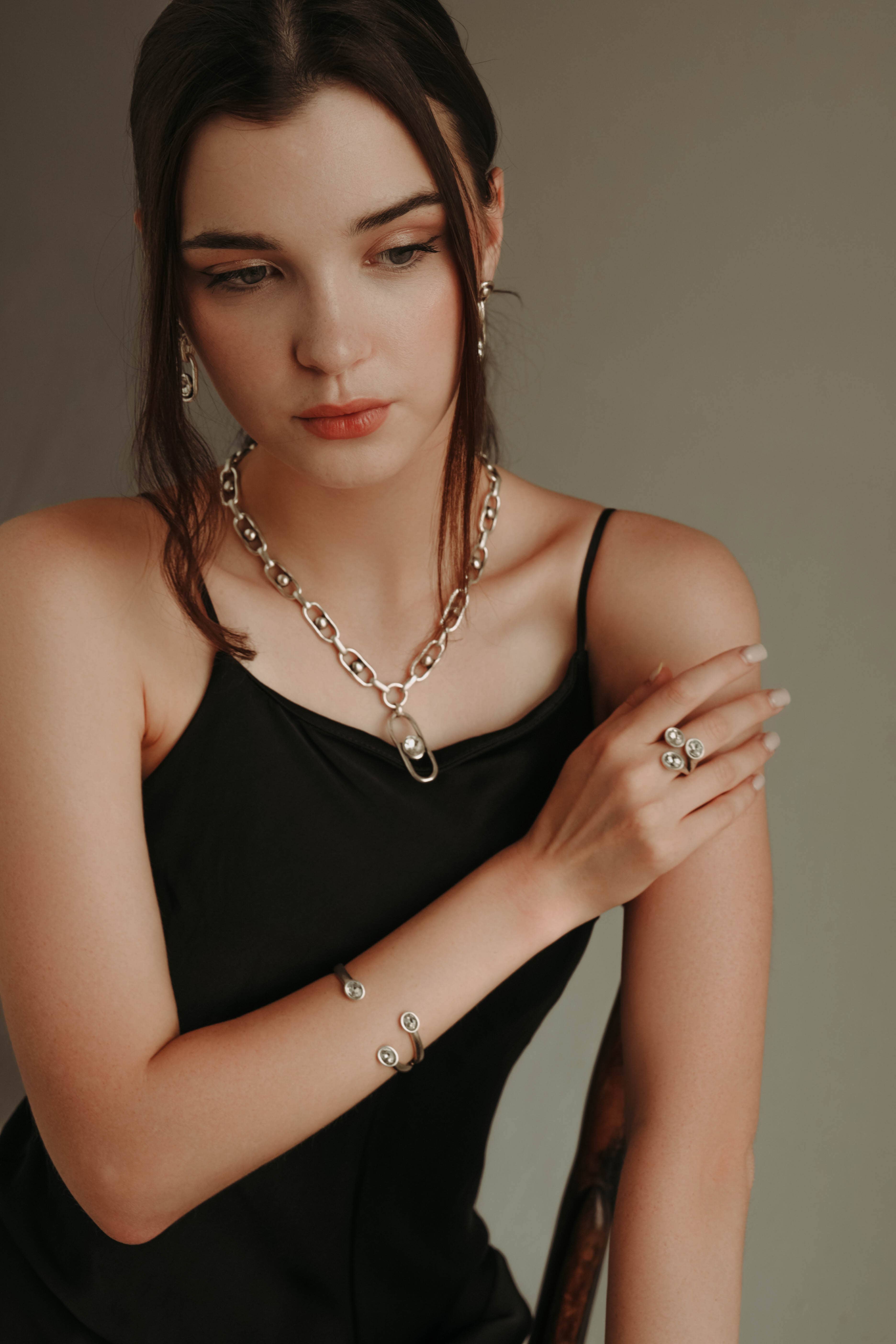 Chanour – Engroshandel Manchetarmbånd – Håndlavet krystal messingarmbånd - 28394