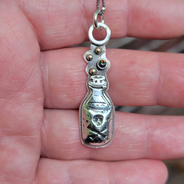Verdilune - Wholesale Pendant/Charm Necklace - Poison Potion Bottle Pendant in Ster. Silver with Black Opal3