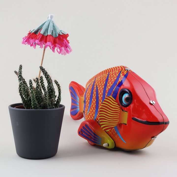 Tribal Trade GmbH - Wholesale Decorative Figurine - Tin Toy Colorful Fish Happy Fish Tin Fish8