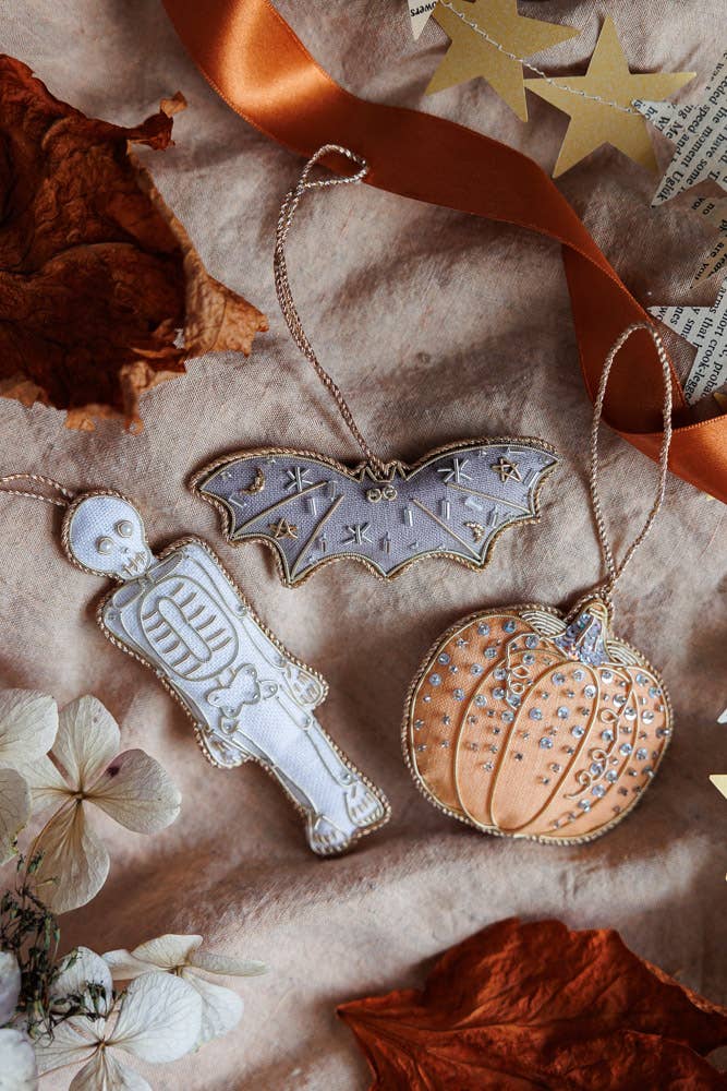 Katie Larmour Linen – Engroshandel Pynt – Pastel orange håndlavet græskar irsk linneddekorationspynt5