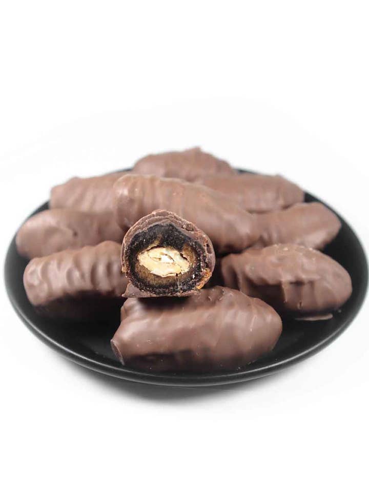 Musfik | Belgisk mjölkchoklad täckta dadlar med mandel för wholesale av Aladdin