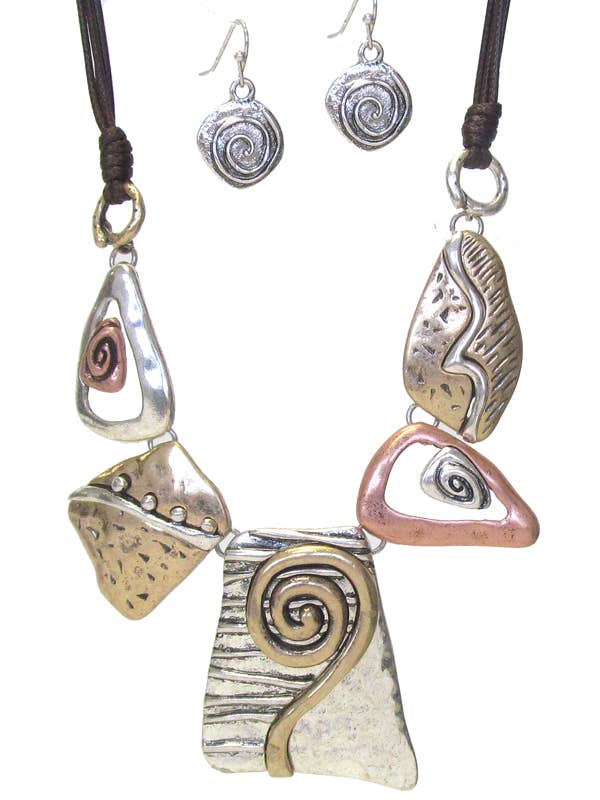 ( H186 ) ENSEMBLE DE COLLIER TRIBAL VINTAGE pour la vente par Jewelry Max