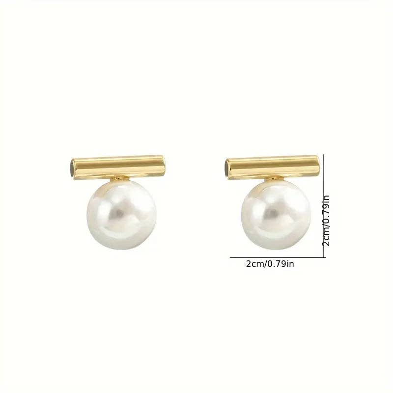 Huis Van Merken - Wholesale Stud/Post Earrings - Silver Pearl Stud Earrings - Minimalist Women's Gift1