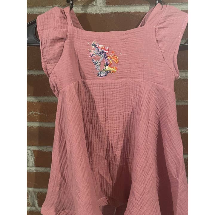 Robe Twirl Mouse Creative Colors pour la vente par Treasurestinydesigns